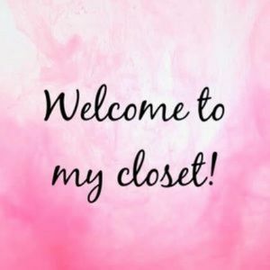 Welcome to my closet, enjoy😊
